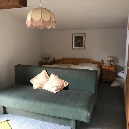 Haus Luise Hotel *
