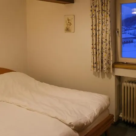 Haus Luise فندق *