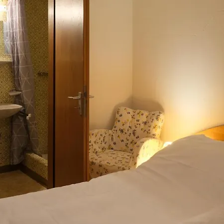 Haus Luise فندق وستندورف