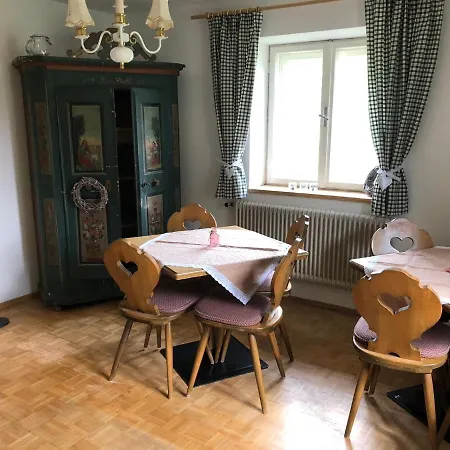 Haus Luise Szálloda